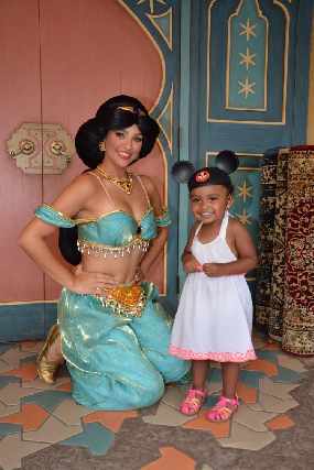 Aladdin e jasmine animação de festas